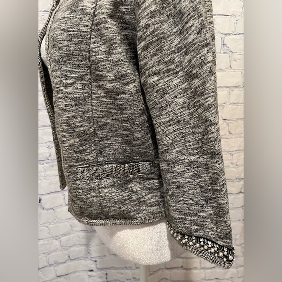 Express Womens Blazer Heathered Grey Crop Knit Open Front Beaded Cuffs Size M - Picture 4 of 8